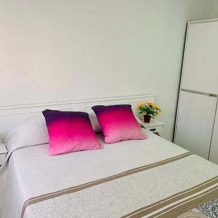 Cosy Private Room Valenza Esterno foto